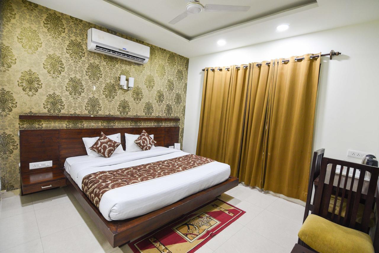 Hotel Royal Villas Bhopal Buitenkant foto