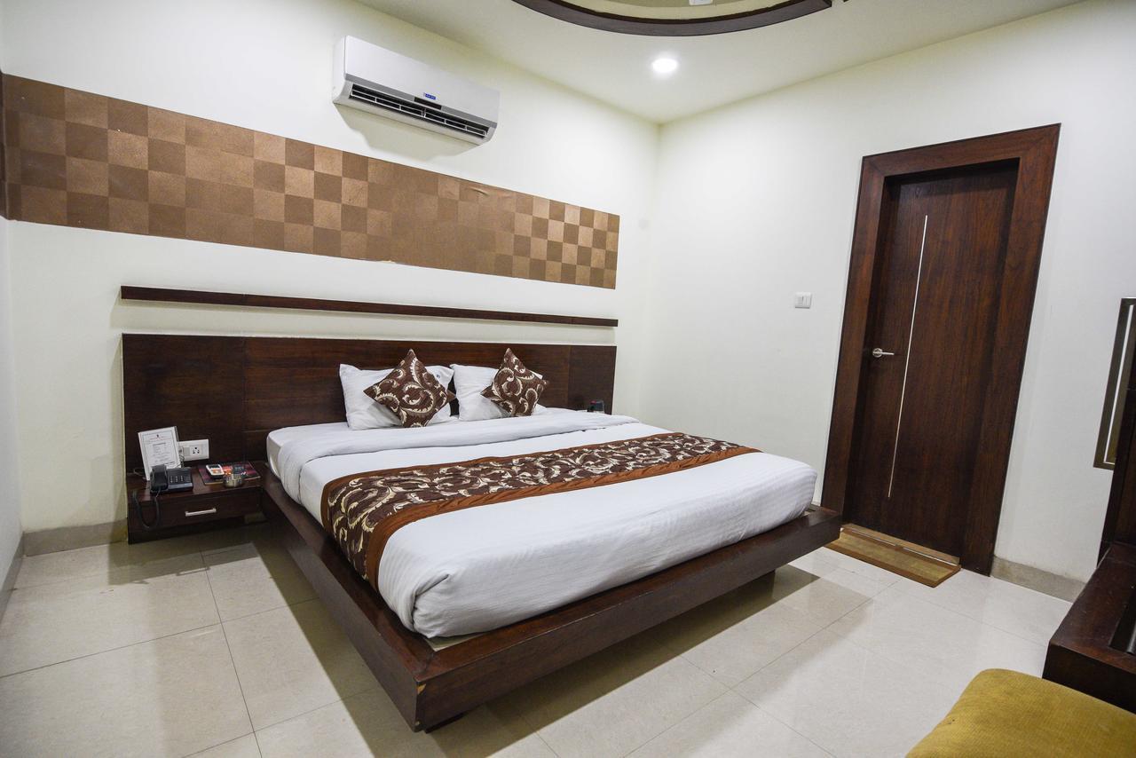 Hotel Royal Villas Bhopal Buitenkant foto